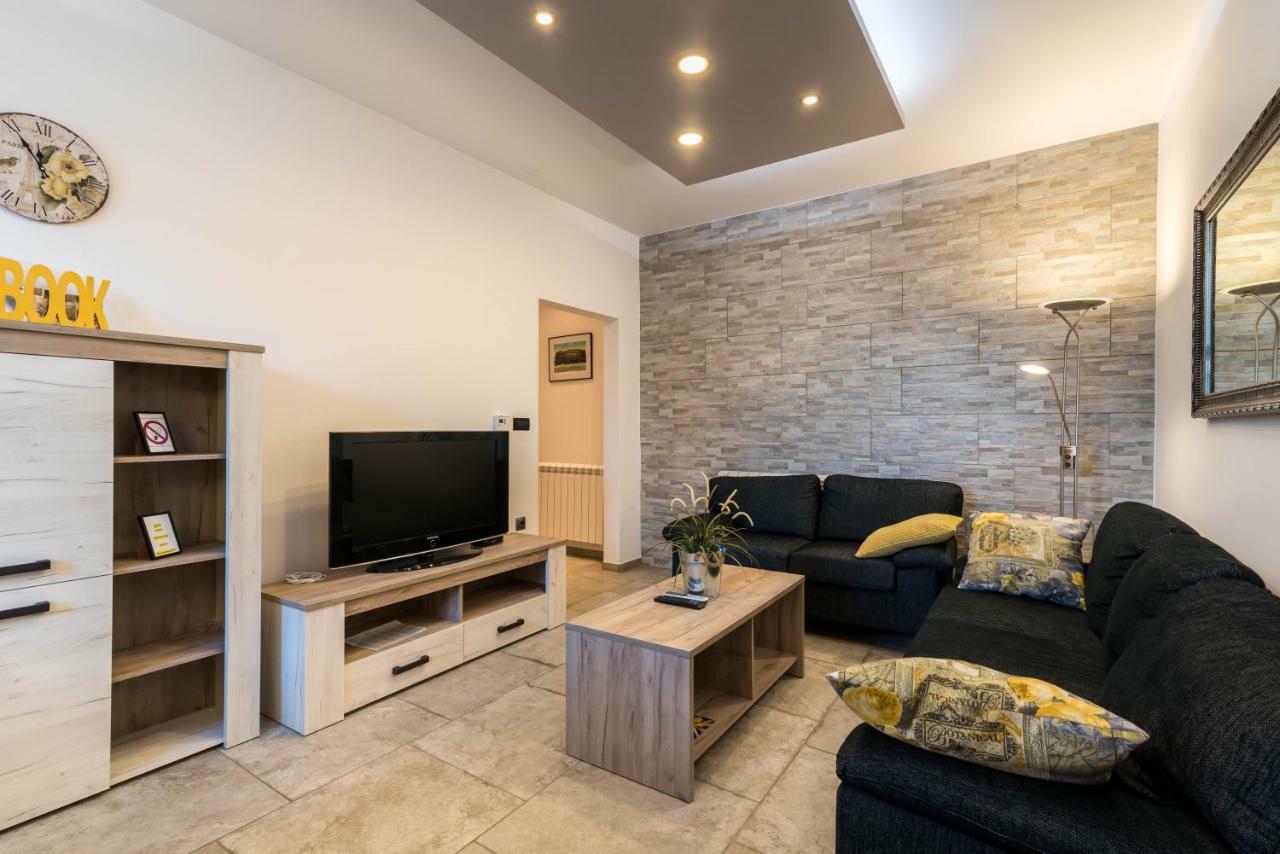 Apartment Goga بولا المظهر الخارجي الصورة